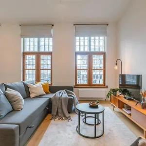 https://modern-apartment-located-at-historical-grand-market.hotelsghent.com